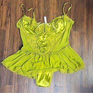 Sugar Thrillz Pinup Babydoll Poison Ivy Mini Dress Lingerie